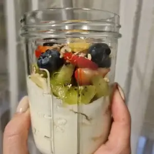Jogurt i Owoce: Doskonałe Połączenie na Śniadanie